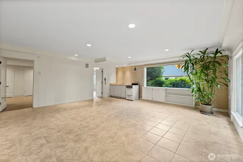 $975,000 | 1 Forest Glen Lane Southwest, Lakewood, WA 98498