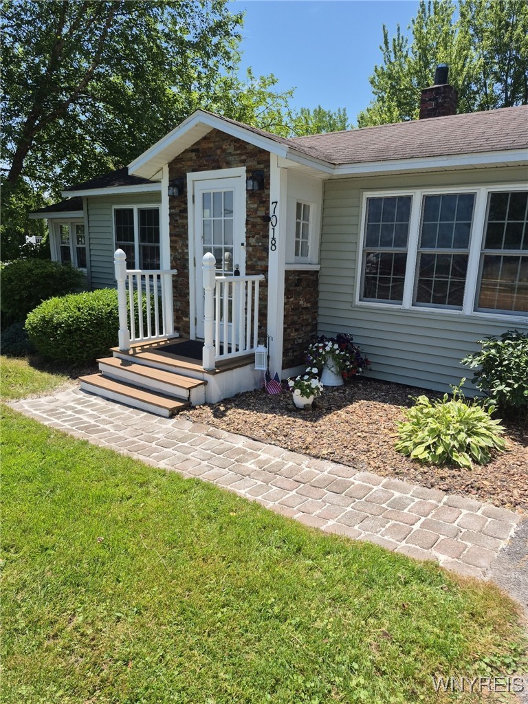 7018 Lakeshore Road Cicero, NY 13039 - Photo 1 of 1
