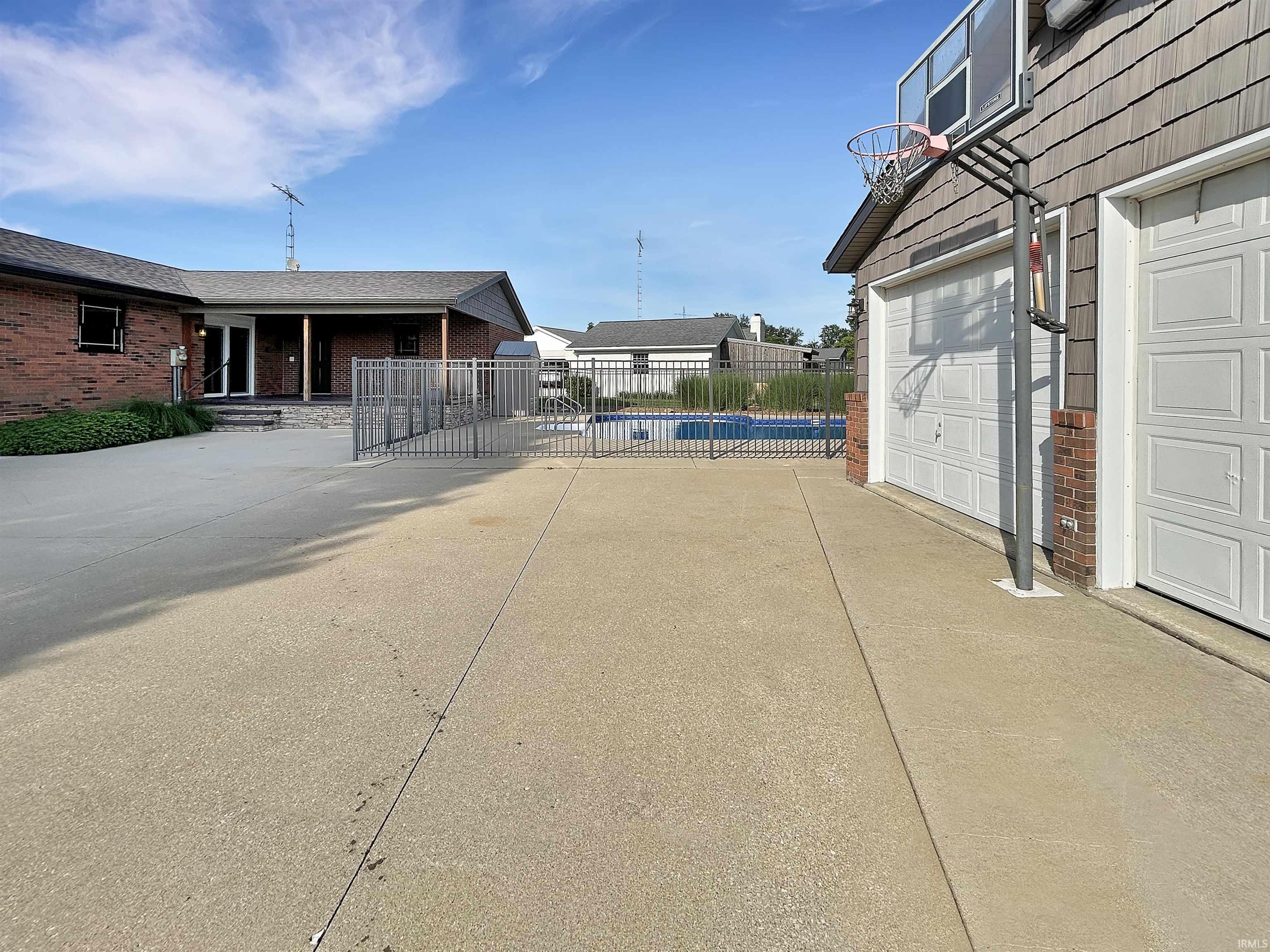 2028 North Shiloh Road Jasper, IN 47546 - Photo 19 of 26