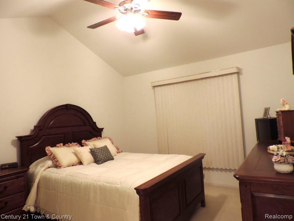 37349 Ryan Road, Unit 7 Sterling Heights, MI 48310 - Photo 11 of 20 DSCN5096.jpg