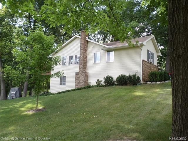 2300 Oak Grove Road Howell, MI 48855 - Photo 5 of 38 GetMedia-5.ashx