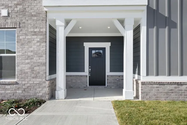 $339,999 | 5774 Arcade Boulevard, McCordsville, IN 46055