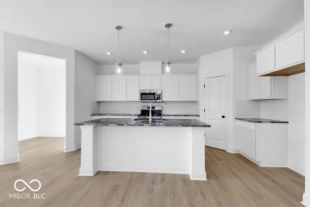 $339,999 | 5774 Arcade Boulevard, McCordsville, IN 46055