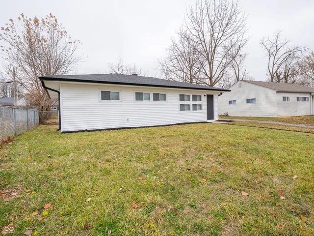 $185,000 | 6710 Brookhaven Drive, Lawrence, IN 46226