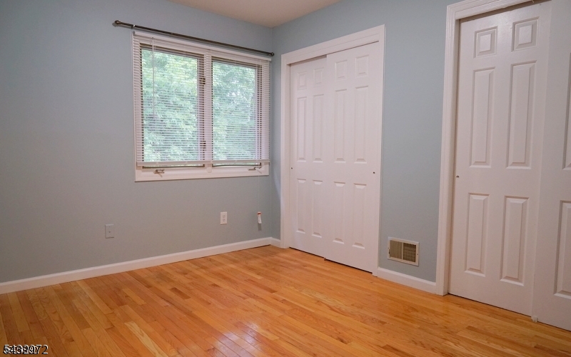 61 Patriots Road Morris Plains, NJ 07950 - Photo 11 of 15