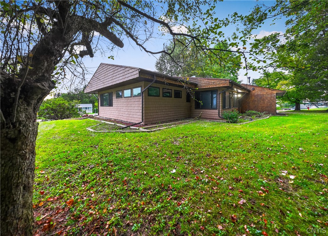 4394 New Paris Road New Hartford, NY 13413 - Photo 10 of 50 Gallery Image 10