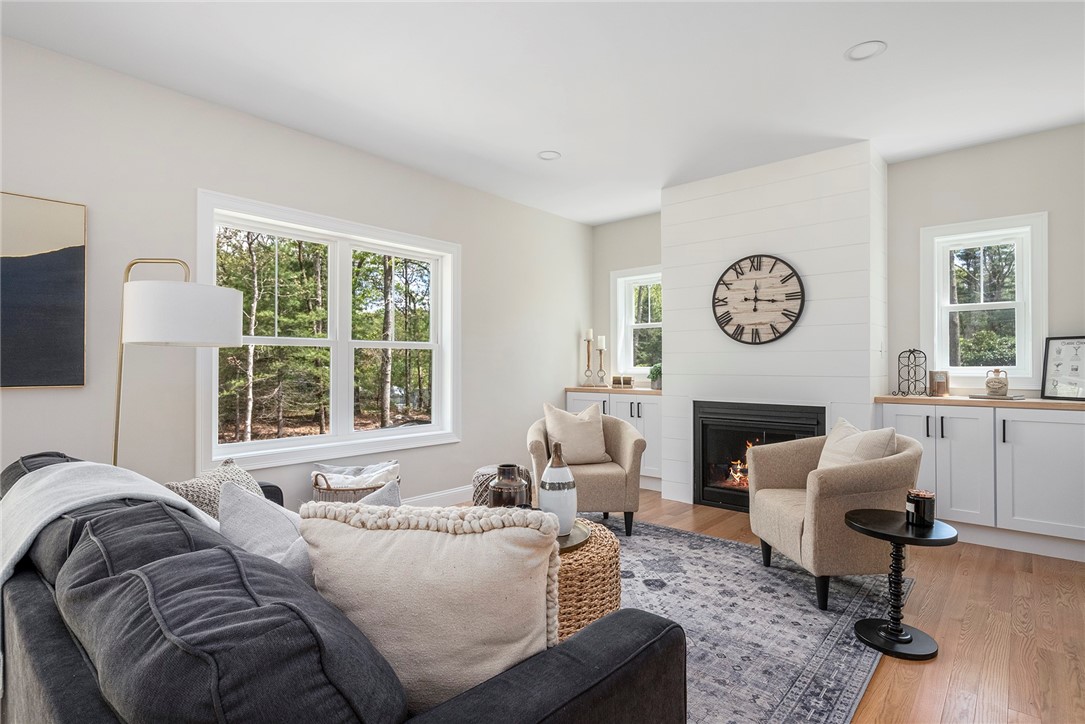 2170 Harkney Hill Road Coventry, RI 02816 - Photo 11 of 37