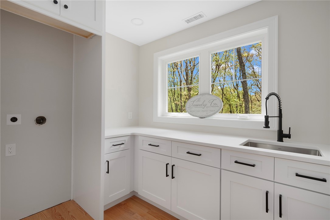 2170 Harkney Hill Road Coventry, RI 02816 - Photo 19 of 37