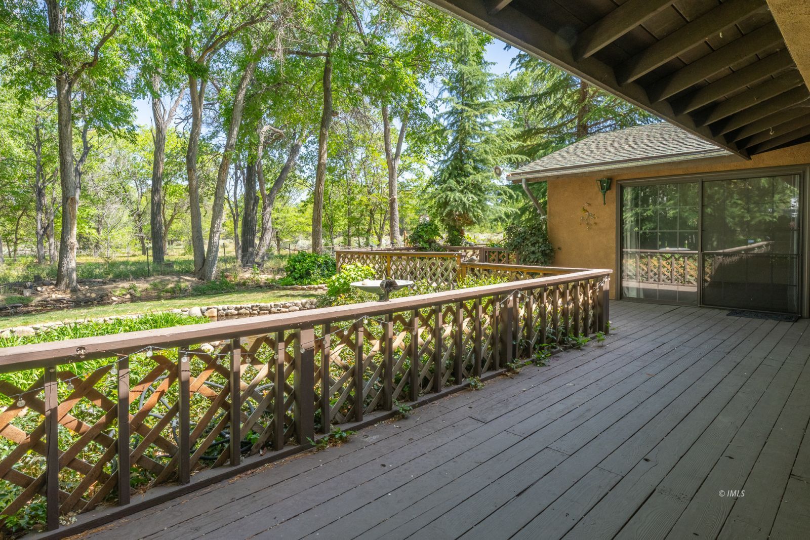 370 Ranch Road Bishop, CA 93514 - Photo 19 of 25 Back Deck