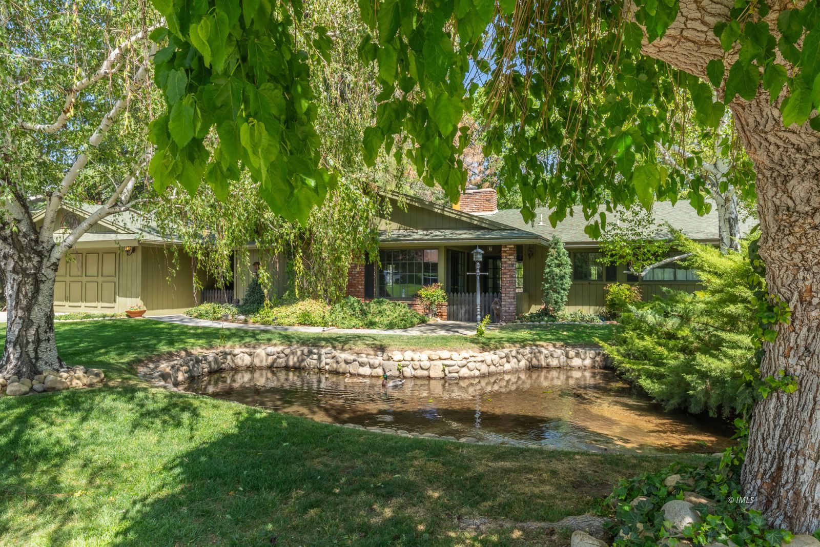 370 Ranch Road Bishop, CA 93514 - Photo 2 of 25 Exterior