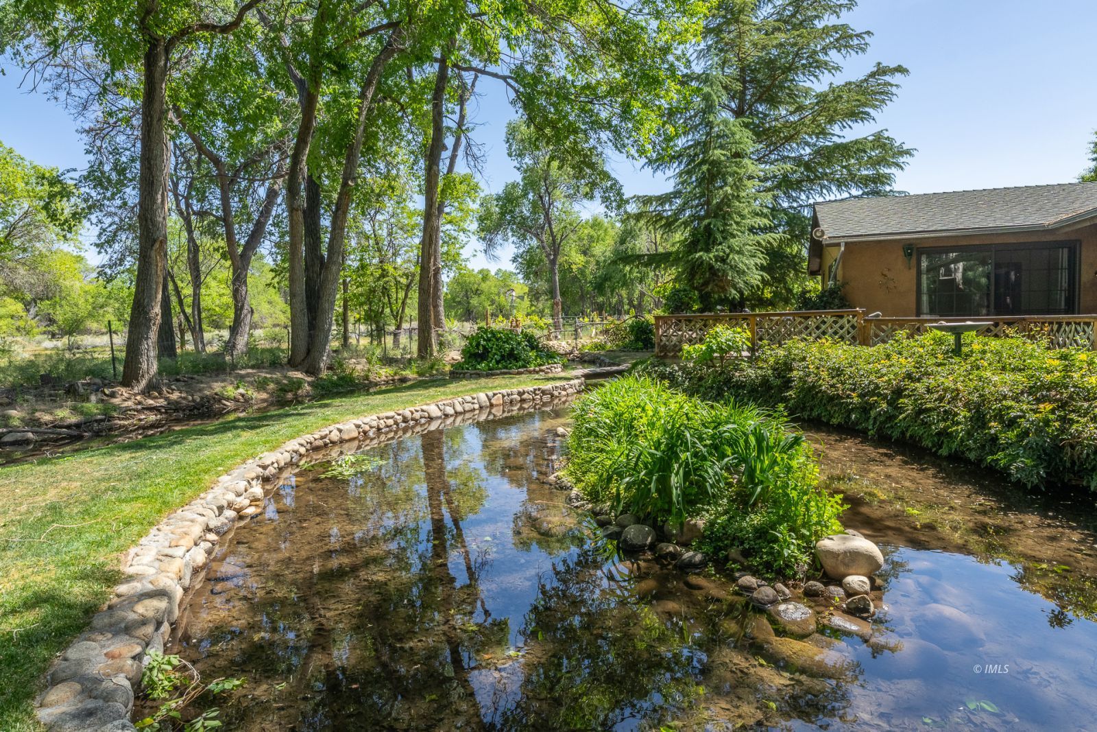 370 Ranch Road Bishop, CA 93514 - Photo 22 of 25 Back Yard