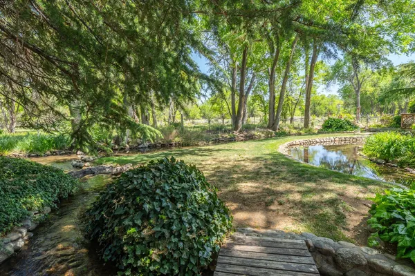 $915,000 | 370 Ranch Road, Bishop, CA 93514