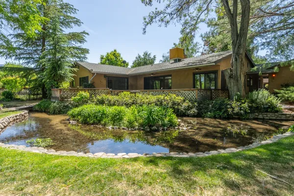 $915,000 | 370 Ranch Road, Bishop, CA 93514