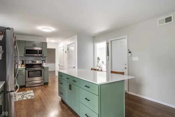 $269,900 | 317 North Red Bud Lane, Muncie, IN 47304