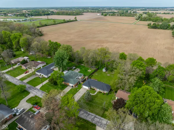 $269,900 | 317 North Red Bud Lane, Muncie, IN 47304