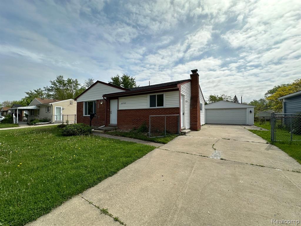 15709 Colbert Street Romulus, MI 48174 - Photo 3 of 28