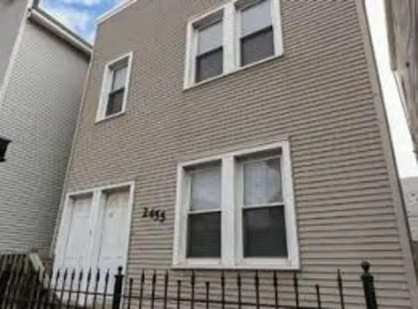 $2,500 | 2455 North Ashland Avenue, Unit 2, Chicago, IL 60614