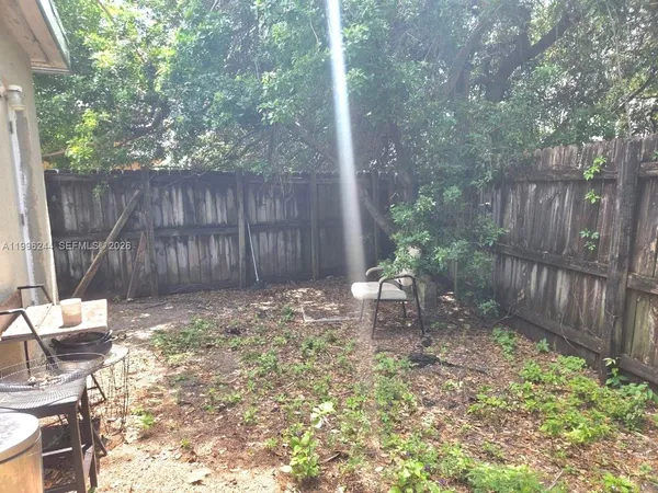 $1,500 | 34 Southwest 6th Avenue, Unit 4, Dania Beach, FL 33004