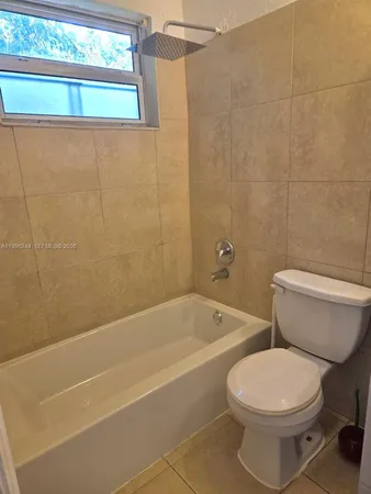 $1,500 | 34 Southwest 6th Avenue, Unit 4, Dania Beach, FL 33004