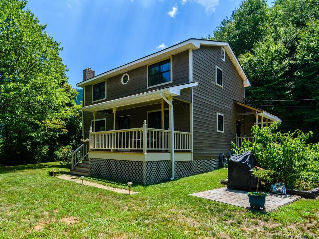 1792 Newfound Road Leicester, NC 28748 - Photo 2 of 24 Gallery Image 2