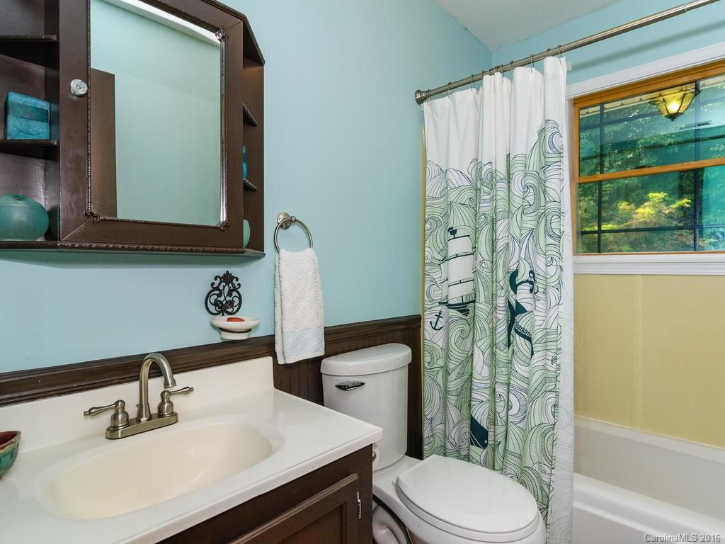 1792 Newfound Road Leicester, NC 28748 - Photo 18 of 24 Gallery Image 18