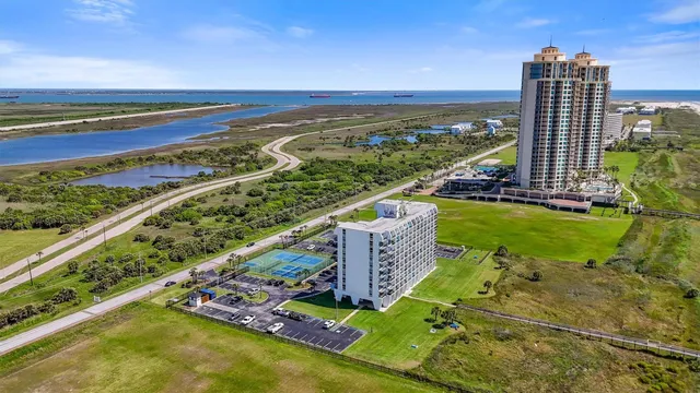$239,000 | 415 East Beach Drive, Unit 804, Galveston, TX 77550