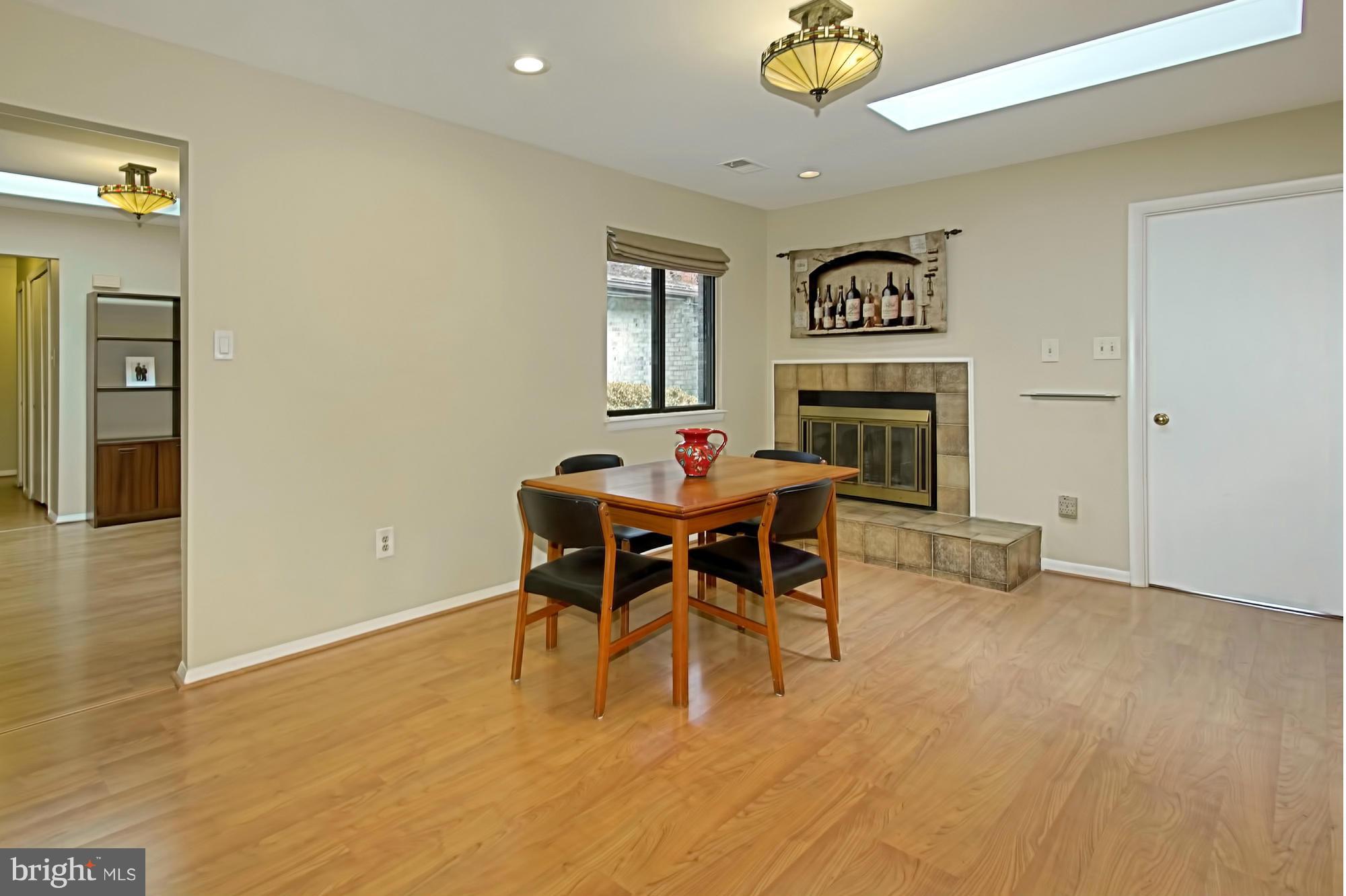 2434 Brussels Court Reston, VA 20191 - Photo 10 of 29 Skylights in Kitchen
