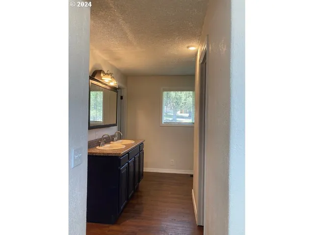$398,000 | 324 Edgewood Drive, Canyon City, OR 97820