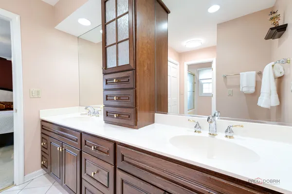 $775,000 | 620 Peregrine Drive, Palatine, IL 60067