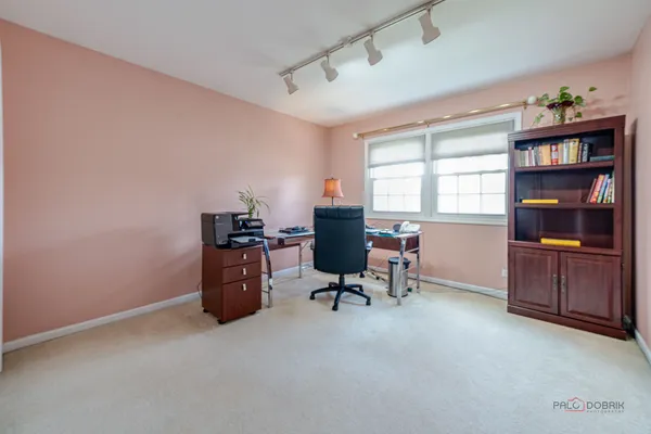 $775,000 | 620 Peregrine Drive, Palatine, IL 60067