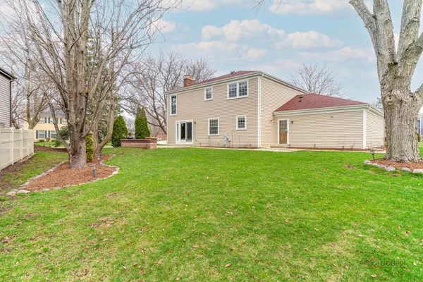 $775,000 | 620 Peregrine Drive, Palatine, IL 60067