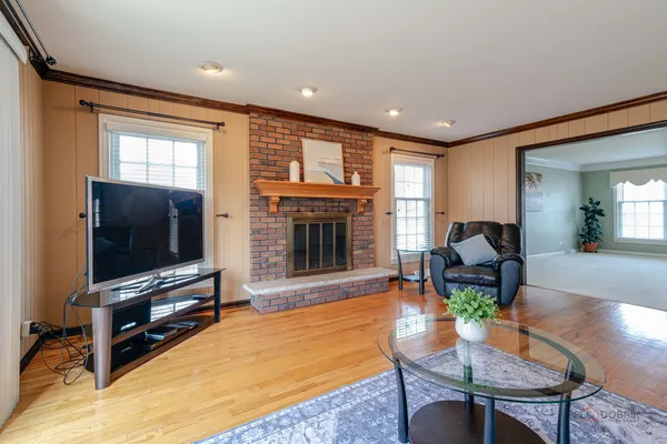 $775,000 | 620 Peregrine Drive, Palatine, IL 60067