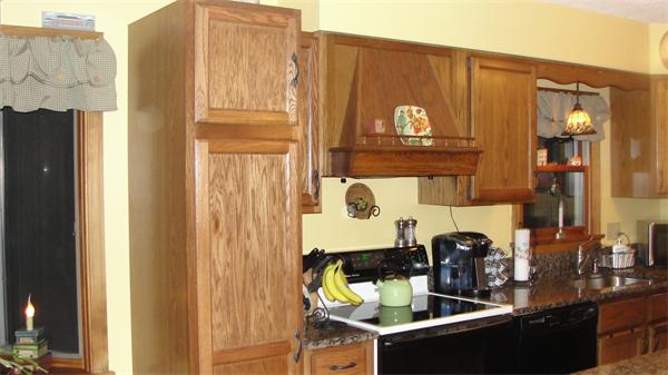 65 McIntyre Road Oxford, MA 01537 - Photo 4 of 26 Gallery Image 4
