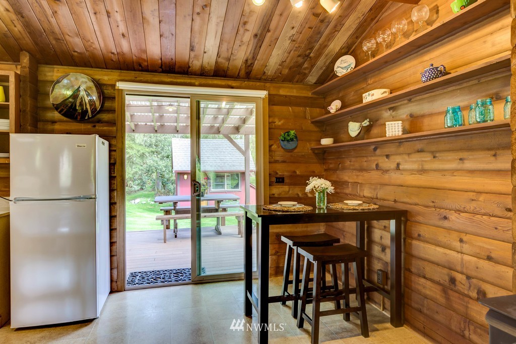 1011 Rehberg Road Greenbank, WA 98253 - Photo 8 of 25 Gallery Image 8
