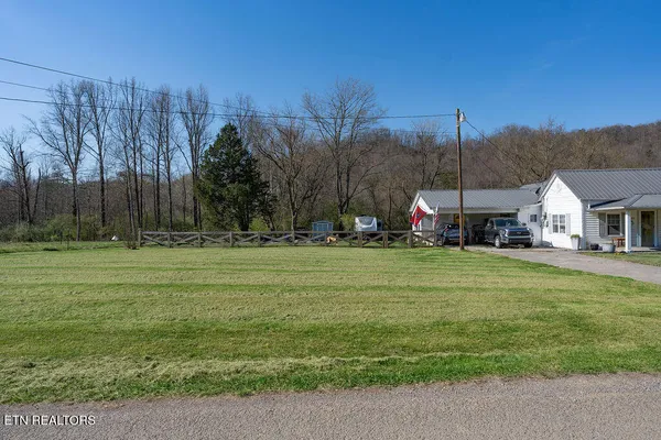 $210,000 | 239 Wooldridge Lane, Jellico, TN 37762
