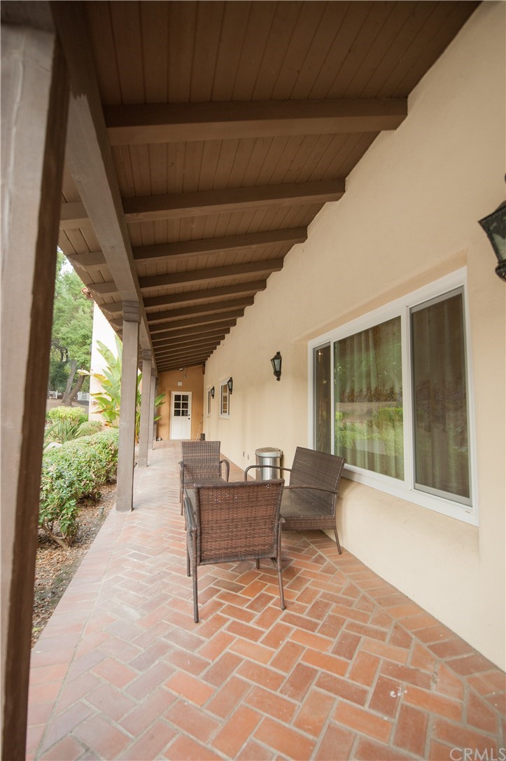 48320 De Luz Road Temecula, CA 92590 - Photo 2 of 54 Gallery Image 2