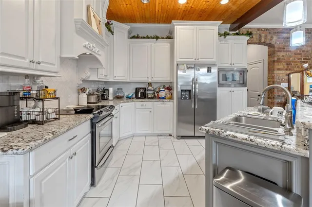 $267,000 | 1550 L'Acadie Drive, Lake Charles, LA 70605