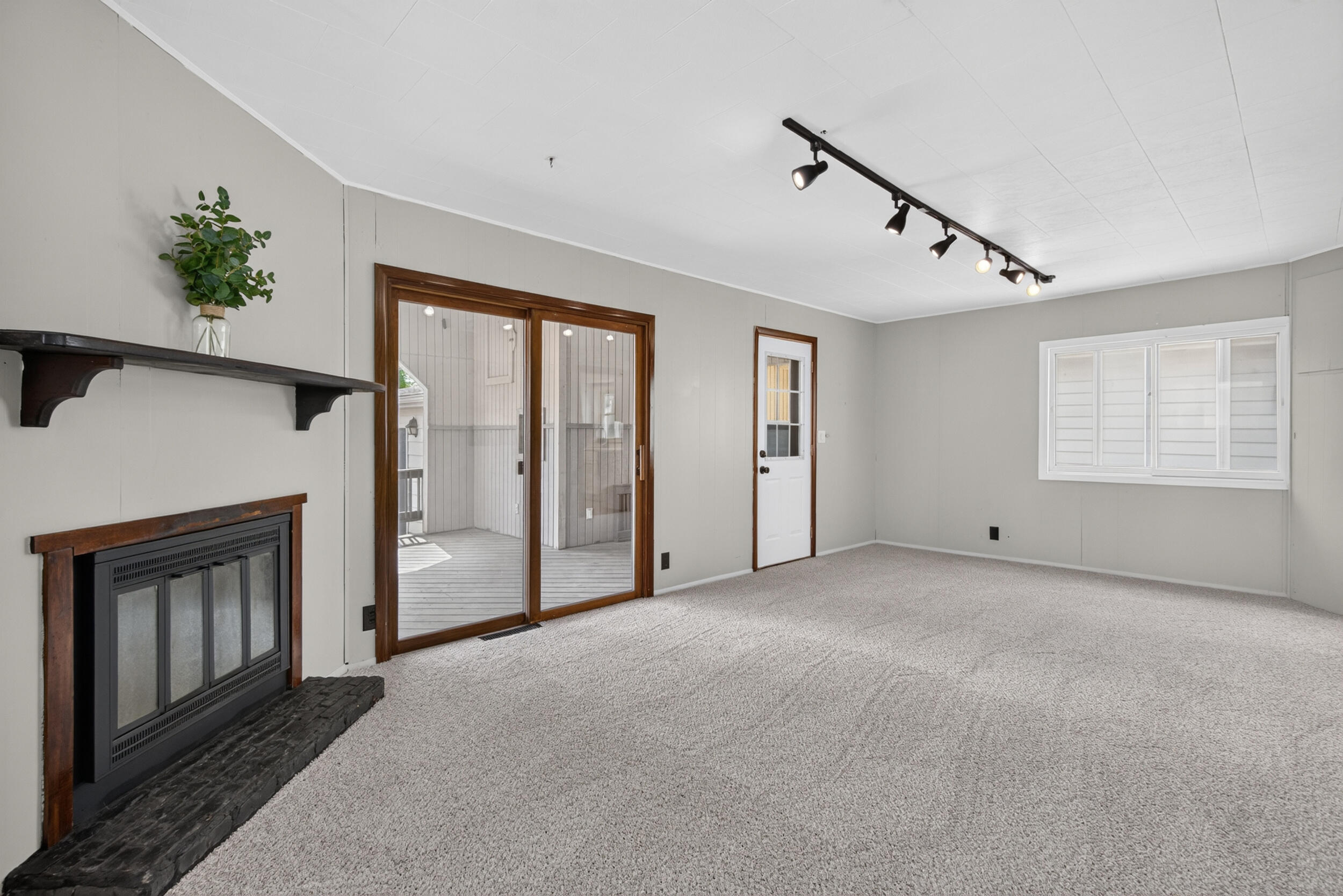 311 Gilbert Street Jackson, MI 49201 - Photo 24 of 50 28_311 gilbert st jackson mi - 00034