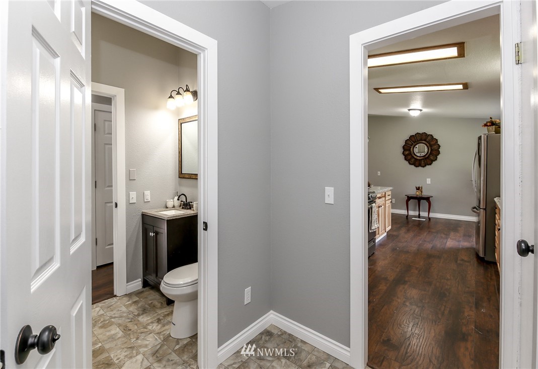 5511 East Agate Road Shelton, WA 98584 - Photo 12 of 23 Gallery Image 12