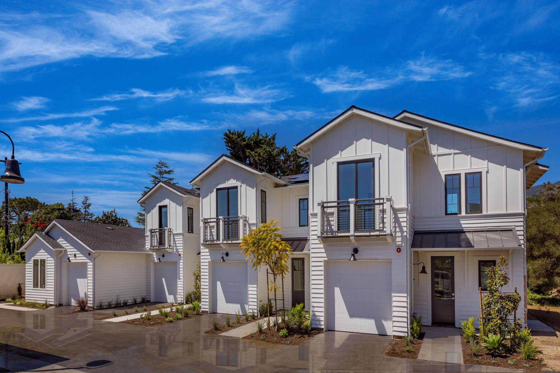 3256 Via Real Carpinteria, CA 93013 - Photo 17 of 20 2624-01-Building_Polo Cottages_Chadmar_E