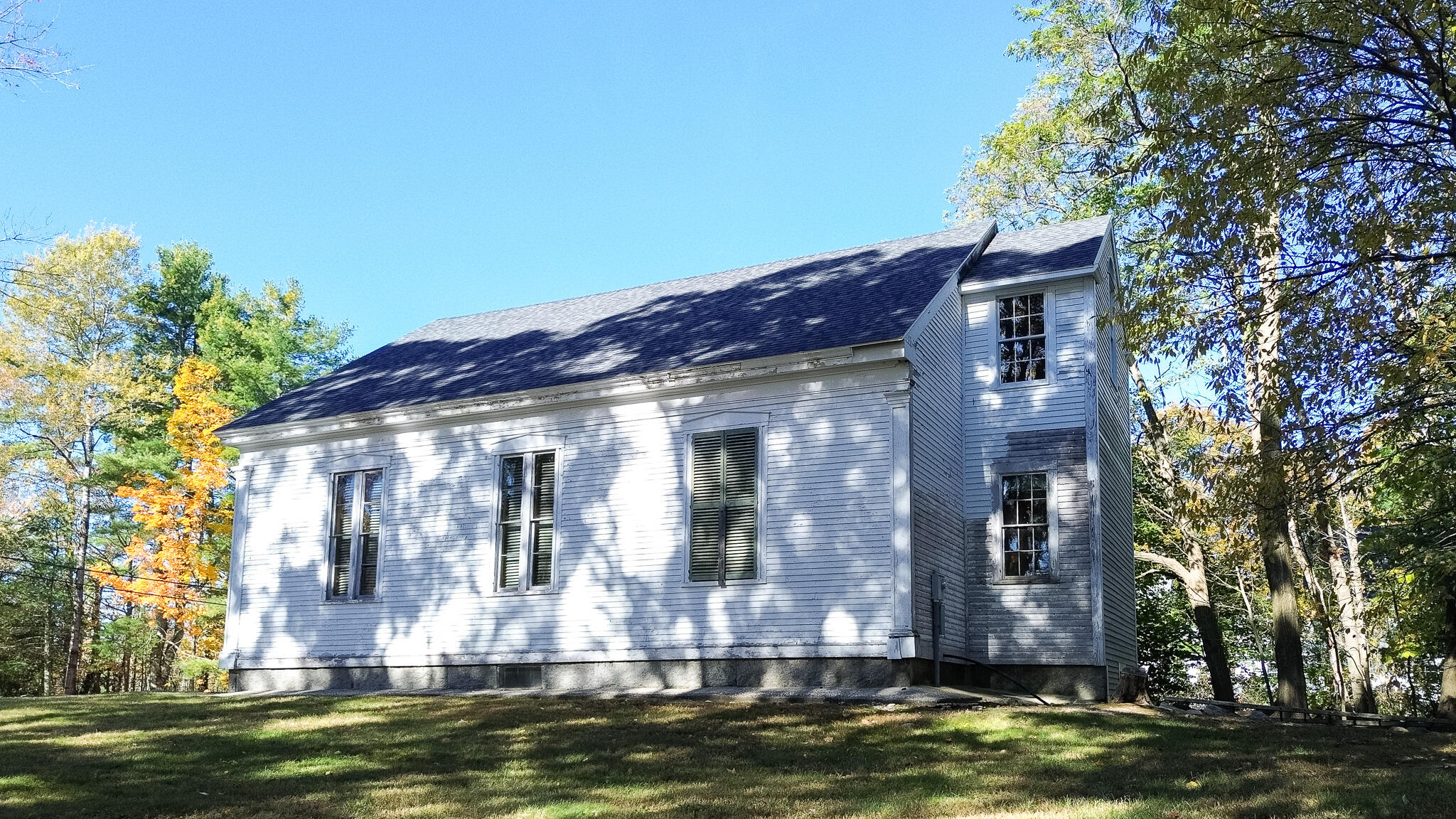 807 Alewive Road Kennebunk, ME 04043 - Photo 13 of 34 Right Exterior