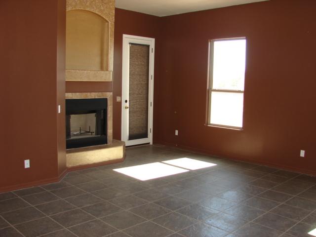 2305 East Carlise Road Phoenix, AZ 85086 - Photo 4 of 7 Master Bedroom