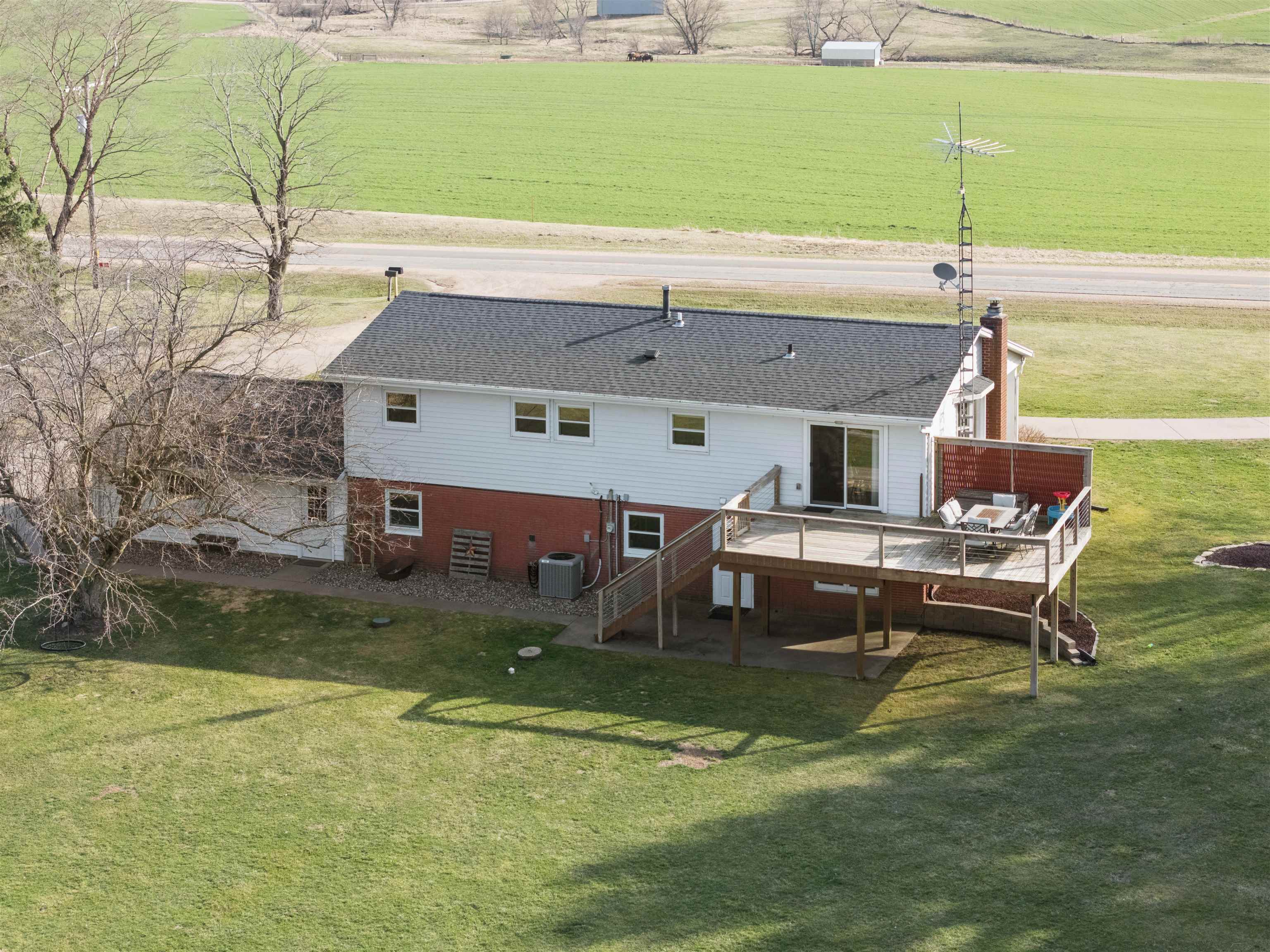 7976 County Road North Platteville, WI 53818 - Photo 45 of 52