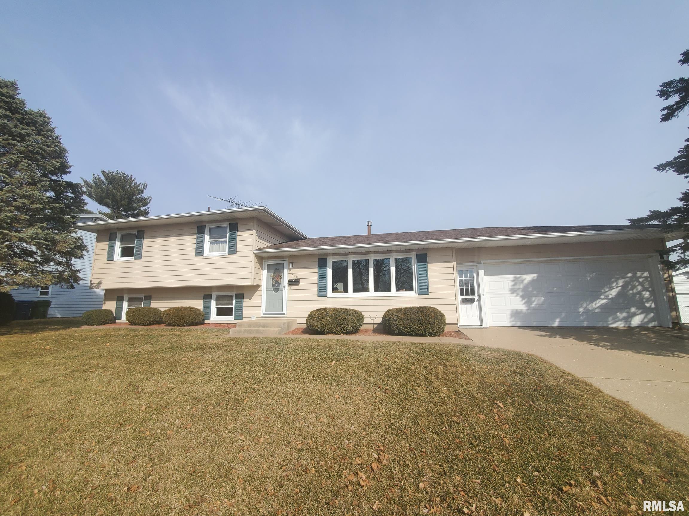 612 Tower Road Clinton, IA 52732 - Photo 1 of 42 Gallery Image 1