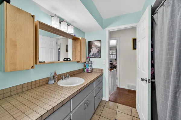 $194,900 | 1277 Francis Avenue, Muskegon, MI 49442