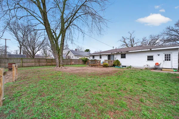 $194,900 | 1277 Francis Avenue, Muskegon, MI 49442
