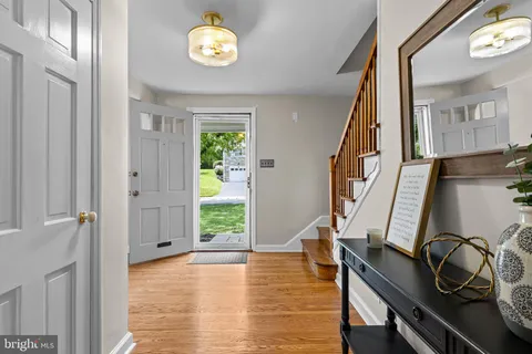 $659,900 | 220 Walnut Lane, Ambler, PA 19002