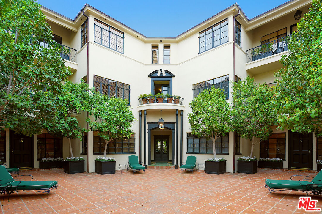 149 South Rodeo Drive Beverly Hills, CA 90212 - Photo 18 of 22
