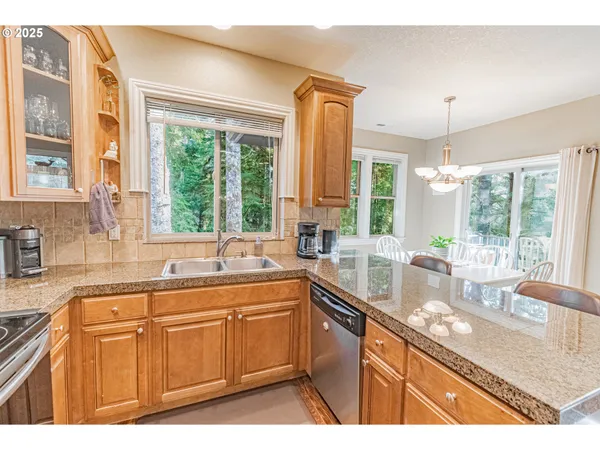 $625,000 | 2278 Northeast Hotspur Lane, Lincoln City, OR 97367