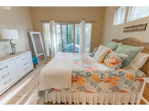 $625,000 | 2278 Northeast Hotspur Lane, Lincoln City, OR 97367